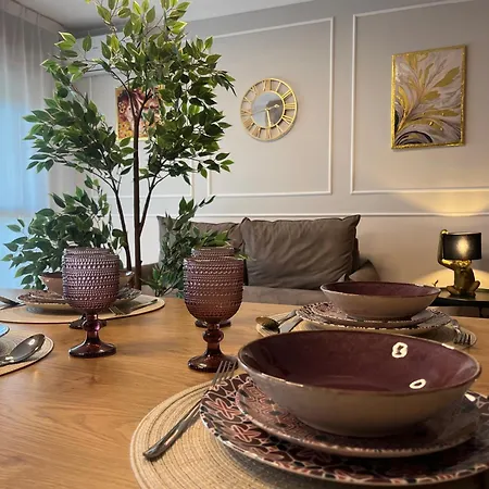 Luxury House Alessia Апартаменты *