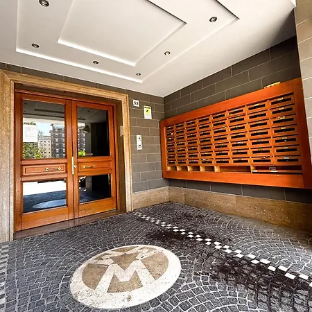 Luxury House Alessia Апартаменты Рим