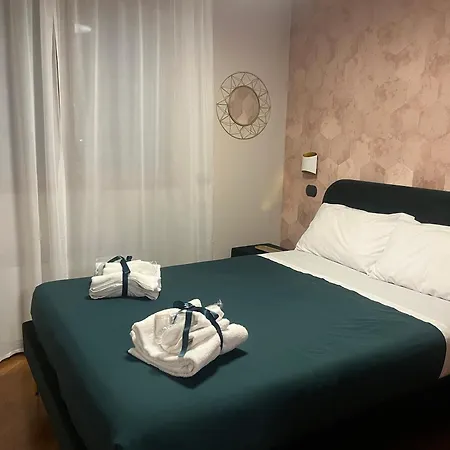 Luxury House Alessia Апартаменты Рим