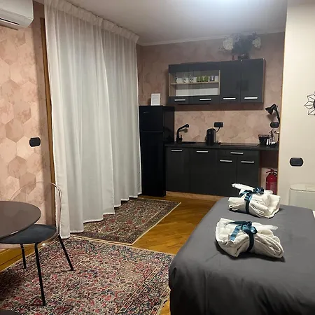 Luxury House Alessia Апартаменты *