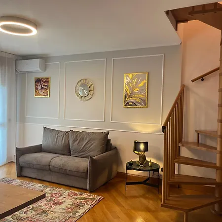 Luxury House Alessia * Rome