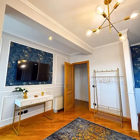 Luxury House Alessia * Rome