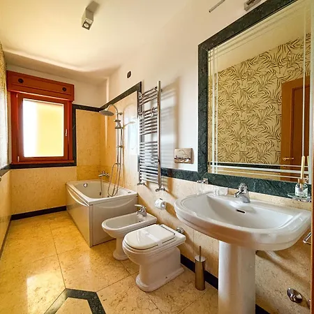 Luxury House Alessia * Rome