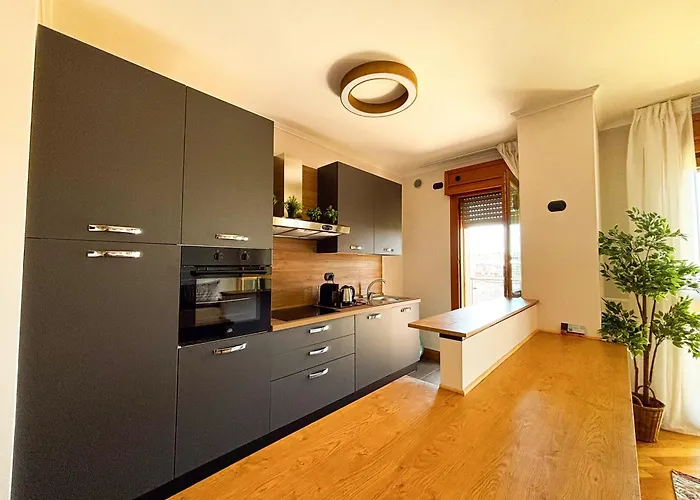 Luxury House Alessia * Rome