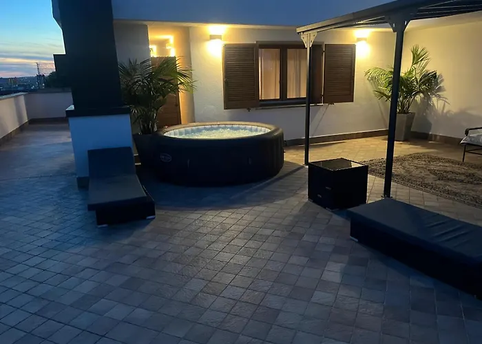 Luxury House Alessia Apartment Rome