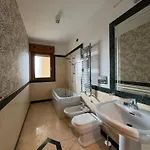 아파트 Luxury House Alessia *